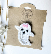 Load image into Gallery viewer, Girly Ghost Crochet Clips